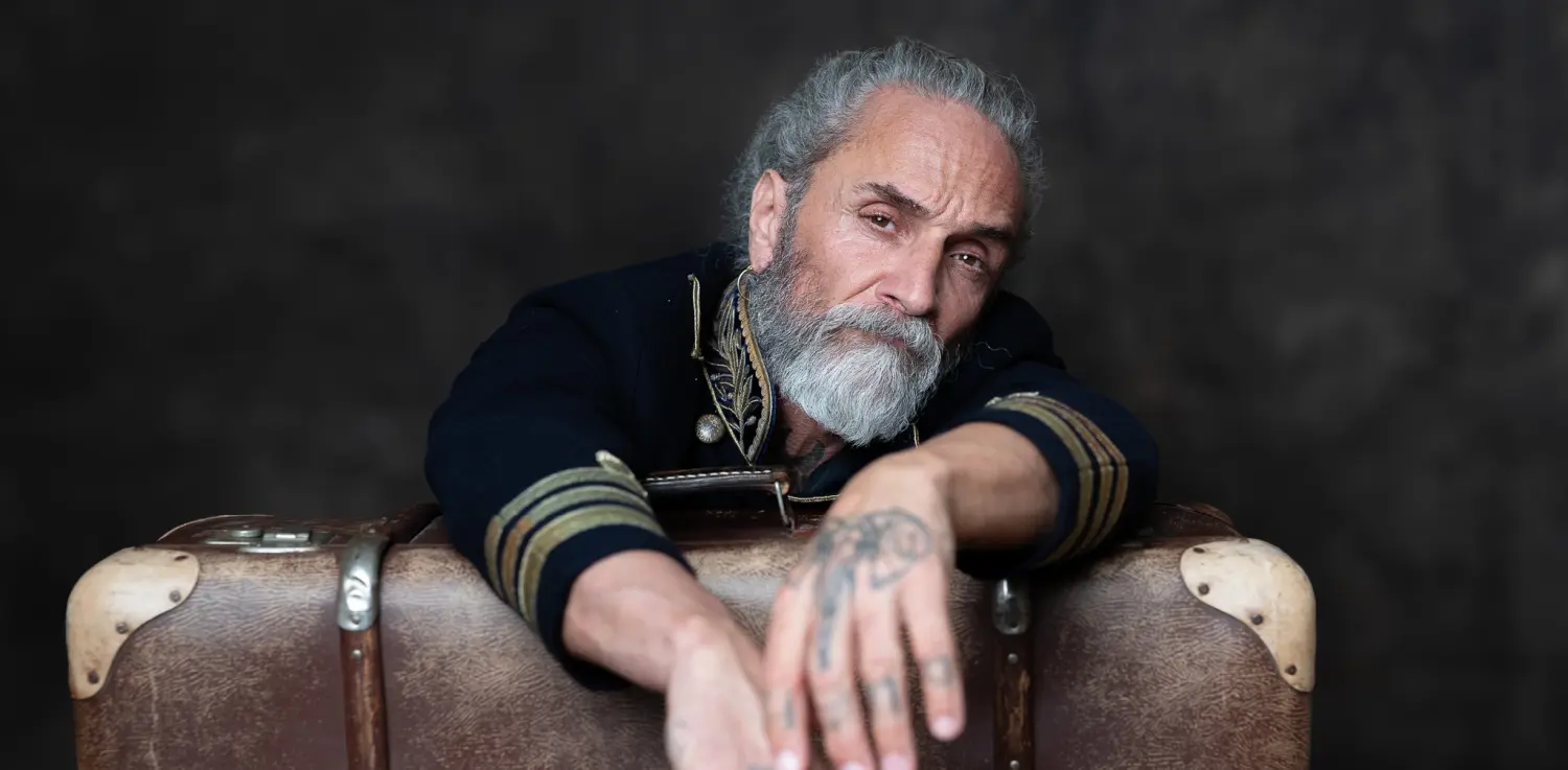 Porträt-Tolga-Fotografie von Izabela Clausen FOTO 